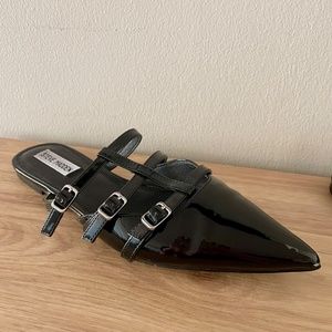 Steve Madden Shatter Flats Black Size 9.5